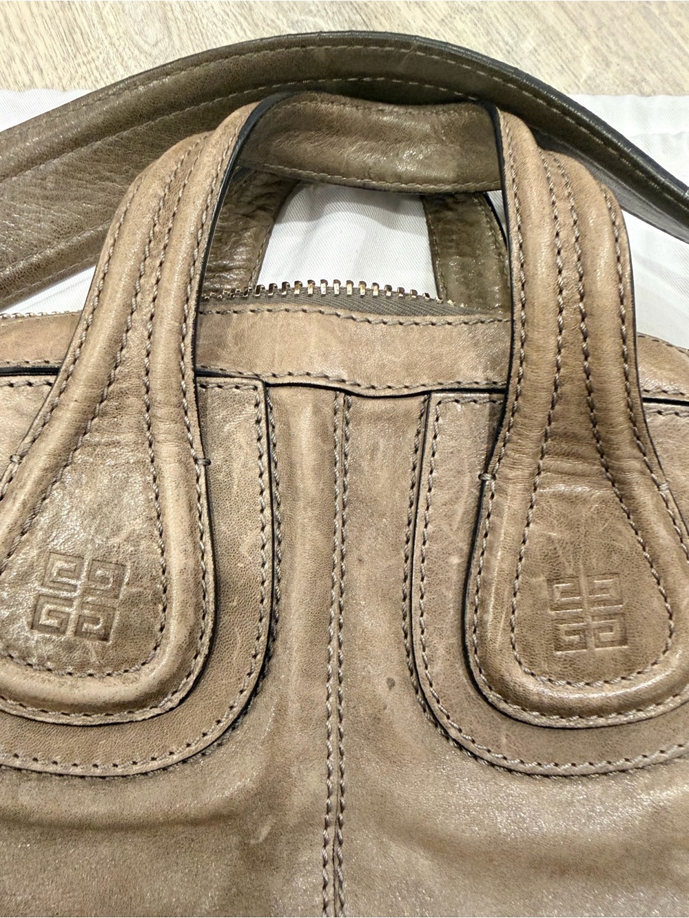 ✨ GIVENCHY Nightingale Large Leather Tote Shoulder Bag, Zip, Double-Face ✨ - Picture 5 of 16